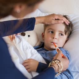 Totul despre febră la copii: cauze, limite, cum scade