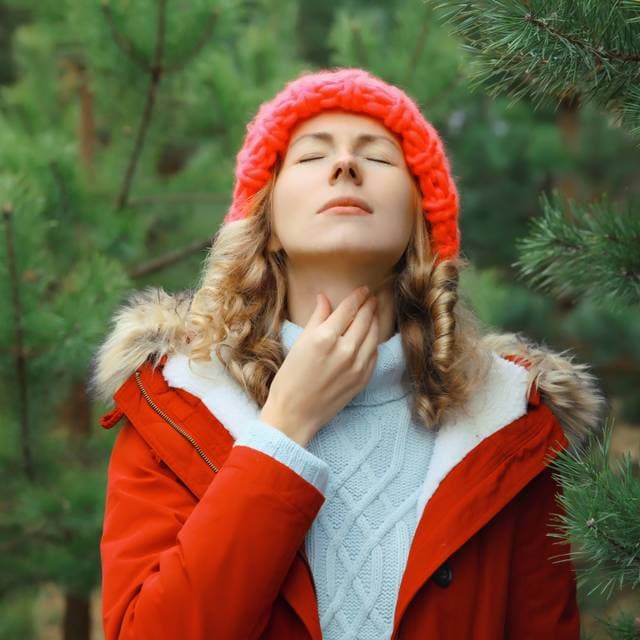 Analize pentru evaluarea funcției tiroidiene: de ce sunt importante în sezonul rece