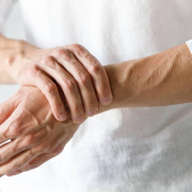 Ce este Artrita: Cauze, simptome si tratament